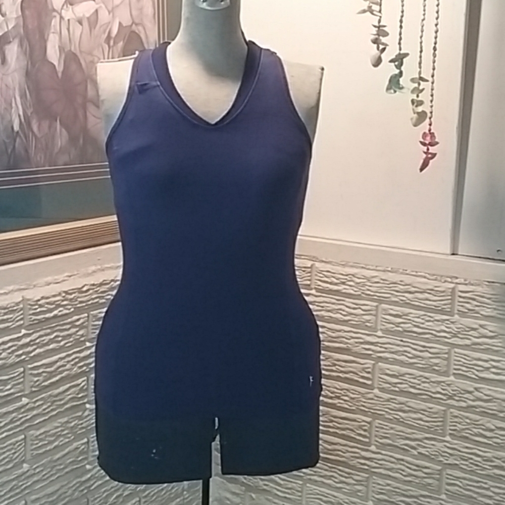 Danskin Now work out tank built in sport bra XS